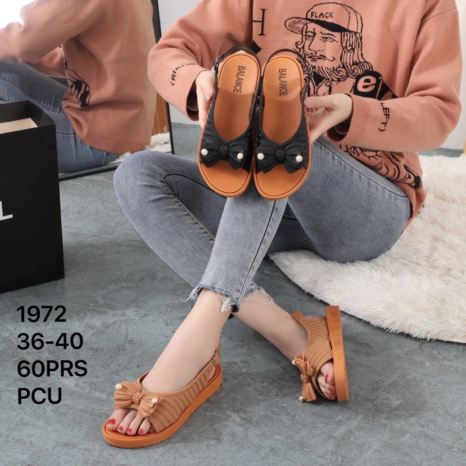 SANDAL